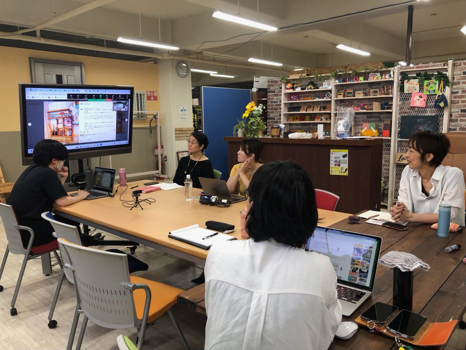 いいものマガジン編集会議の様子