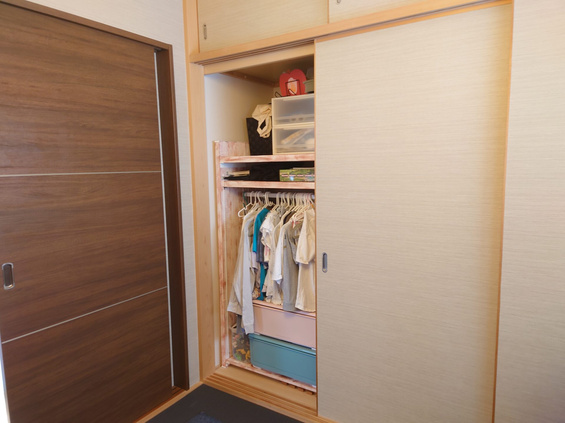 岩本さんが作った子ども部屋収納　現在の様子